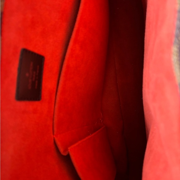 Louis Vuitton parioli pm Damier
Ebene Handbag - Picture 7 of 8